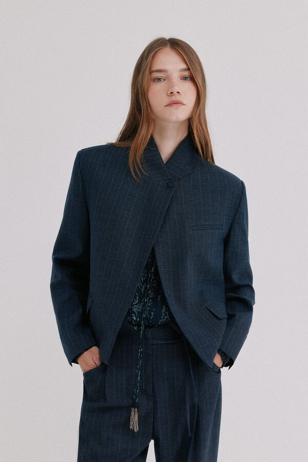 Hoss Intropia Edda. Blazer cropped Azul