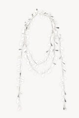 Hoss Intropia Leila. Collar hojas plateadas Gris