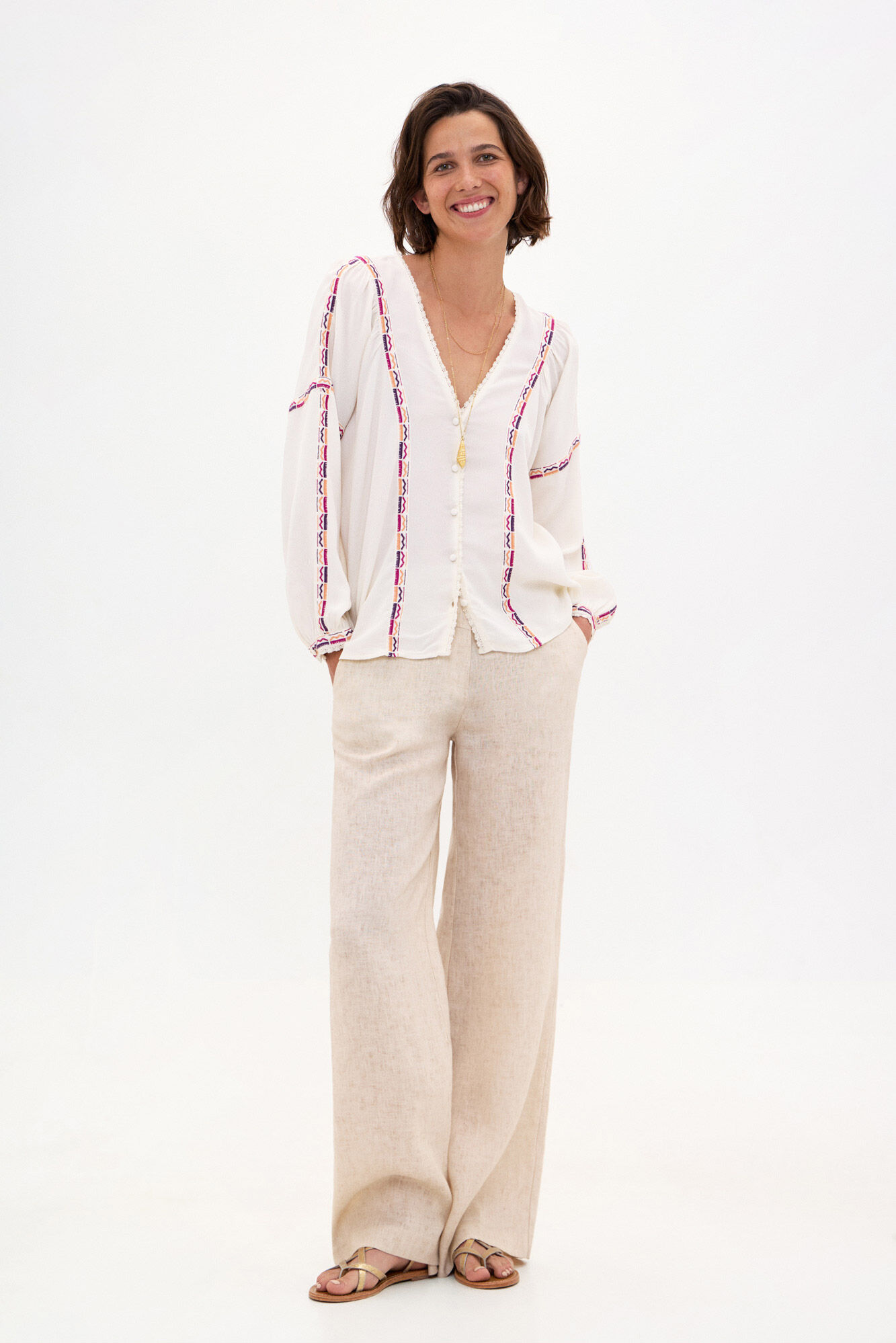 Fleur. Blusa cuello pico Blusas y camisas de mujer Hoss Intropia
