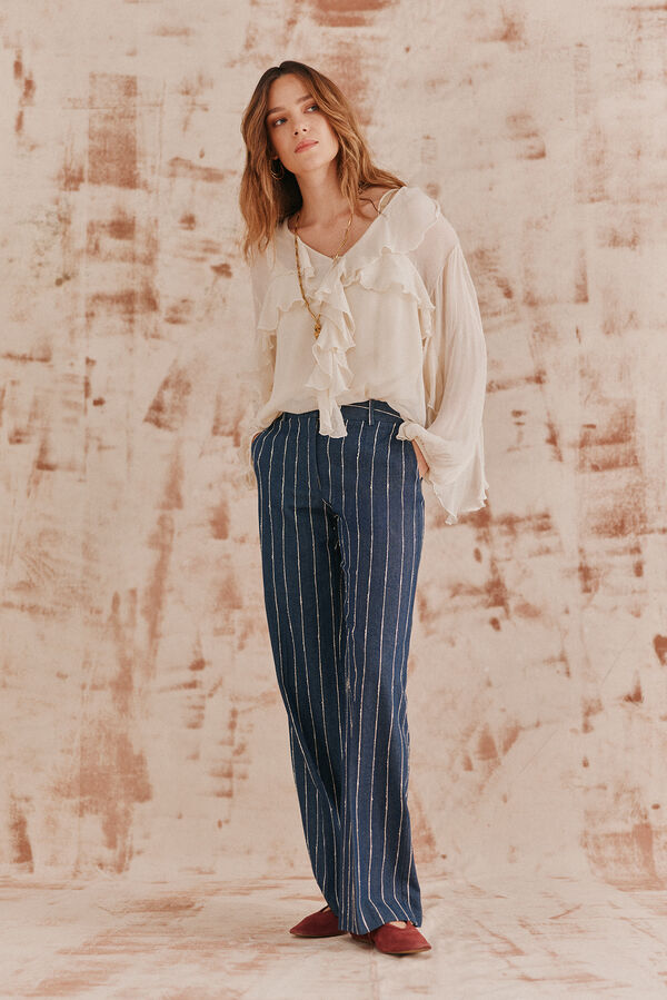 Hoss Intropia Carina. Blusa volantes. Beige