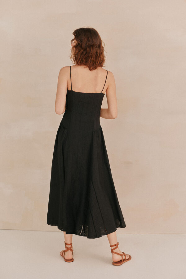 Hoss Intropia Lia. Vestido com godetes Preto