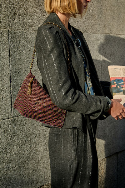 Hoss Intropia Nahia. Bolso de abalorios