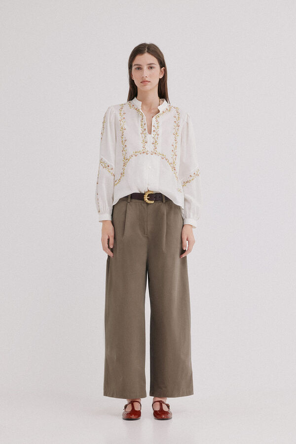 Hoss Intropia Cintya. Camisa bordada Ecru