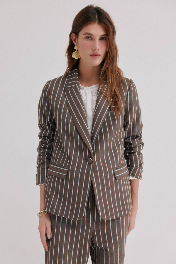 Hoss Intropia Elia. Blazer a rayas Marron oscuro
