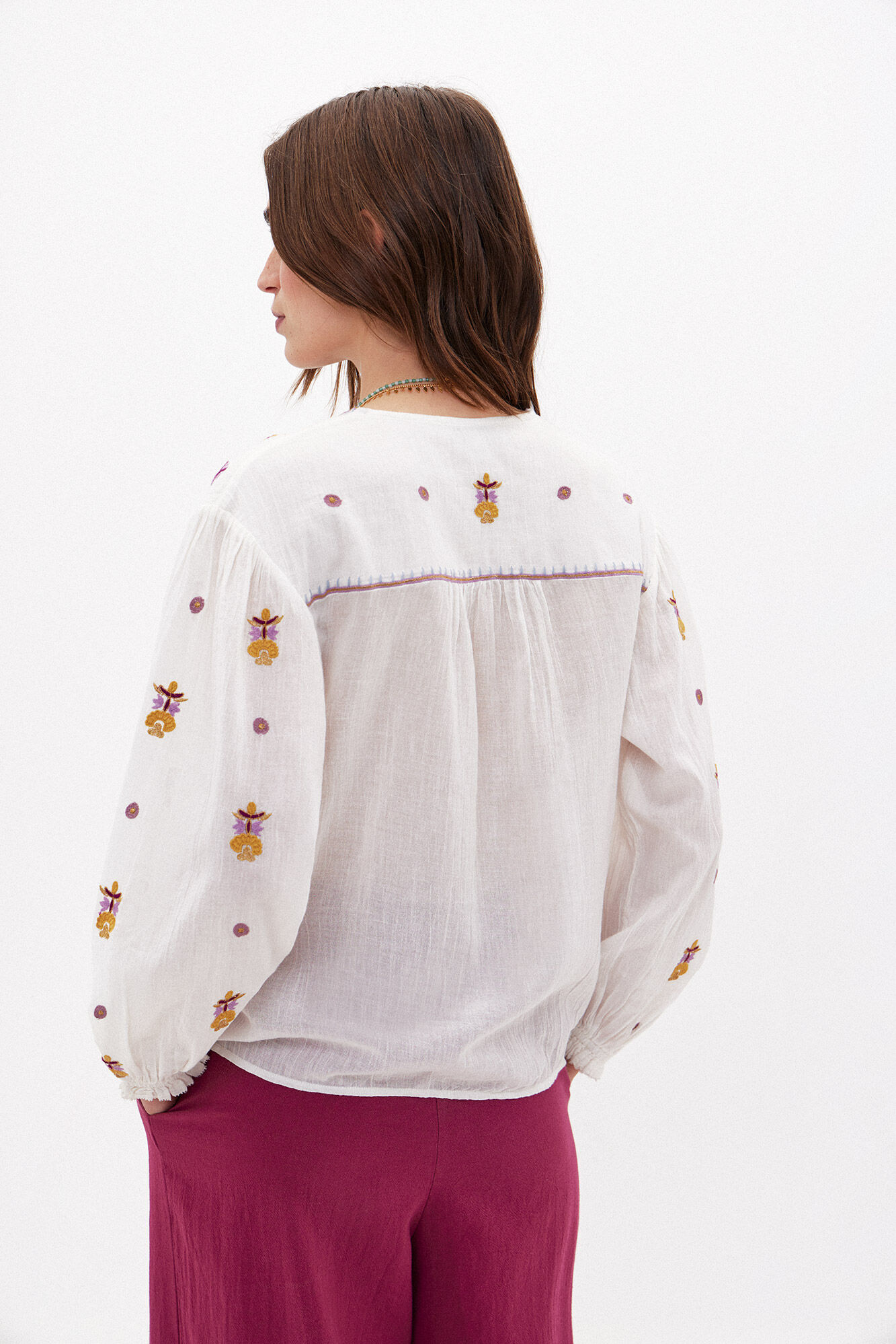 Florida.Blusa bordada Blusas y camisas de mujer Hoss Intropia