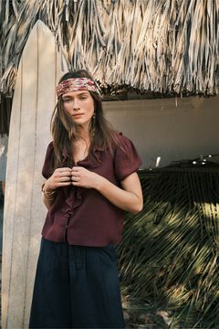 Hoss Intropia Gema Blusa volantes Morado