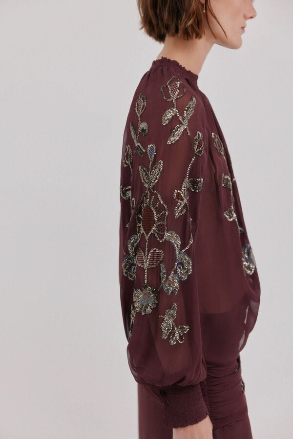 Hoss Intropia Cenese.Blusa beads Granate