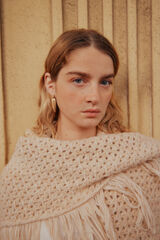 Hoss Intropia Nieves. Chal calado de flecos Beige