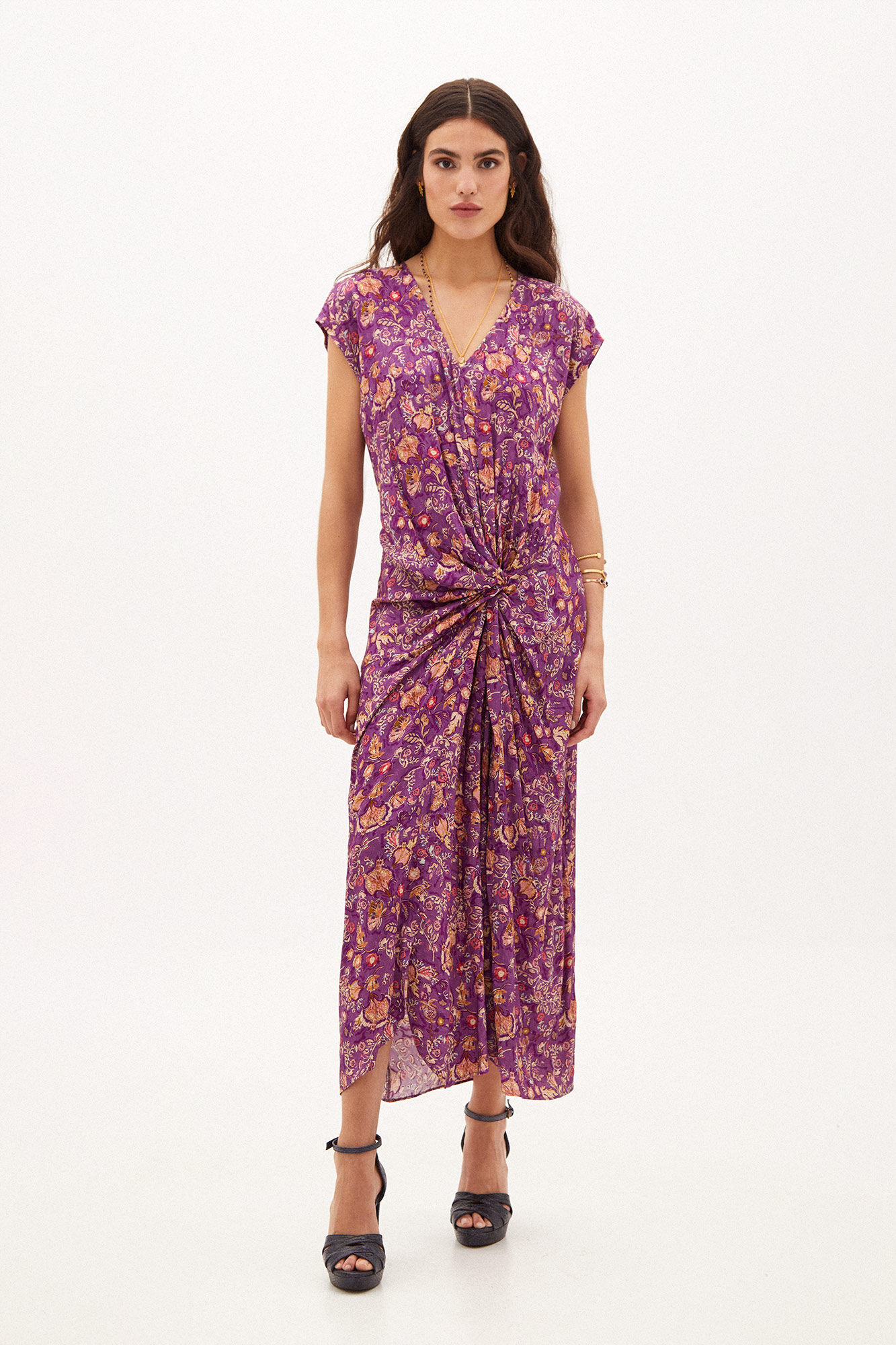 Sara. Vestido midi estampado