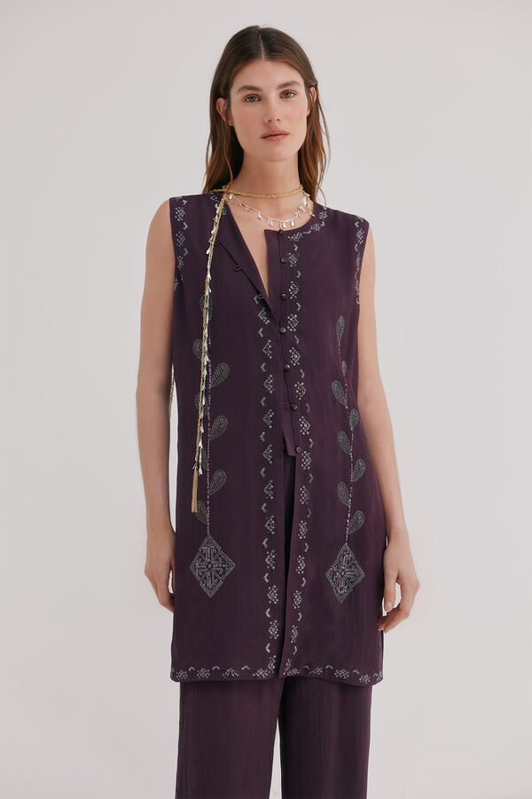 Hoss Intropia Cira. Blusa bordada Morado