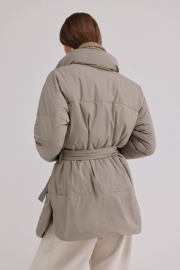 Hoss Intropia Dulia. Desportiva acolchoado Verde