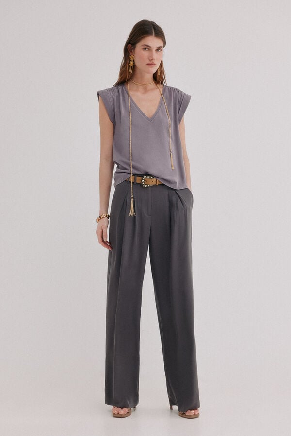 Hoss Intropia Mabel. Camiseta con solapa Morado