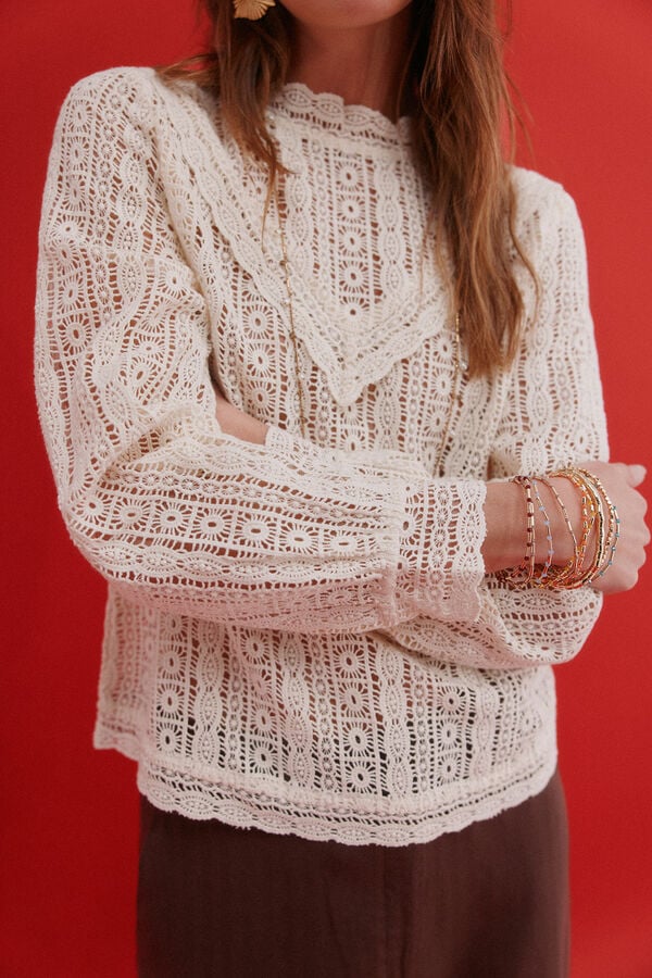 Hoss Intropia Camille. Blusa em renda guipir Ecru