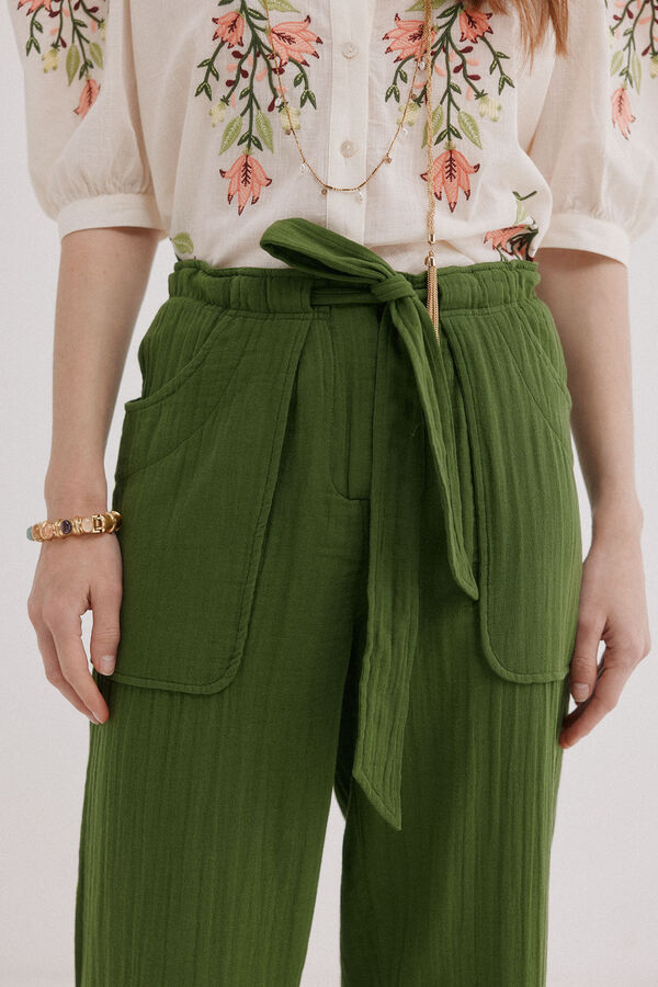 Hoss Intropia Pia. Cal&ccedil;as estilo cargo Verde