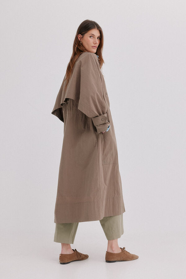 Hoss Intropia Dalia. Chaqueta midi Marron oscuro