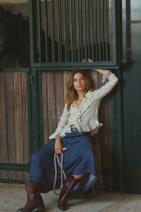 Hoss Intropia Cira. Blusa con volantes