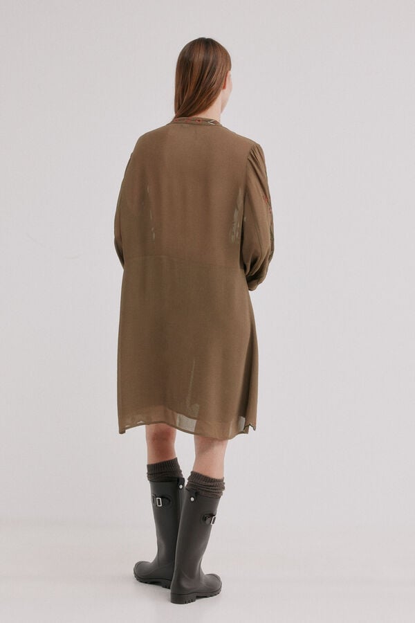 Hoss Intropia Cressida. Blusa comprida bordada Castanho