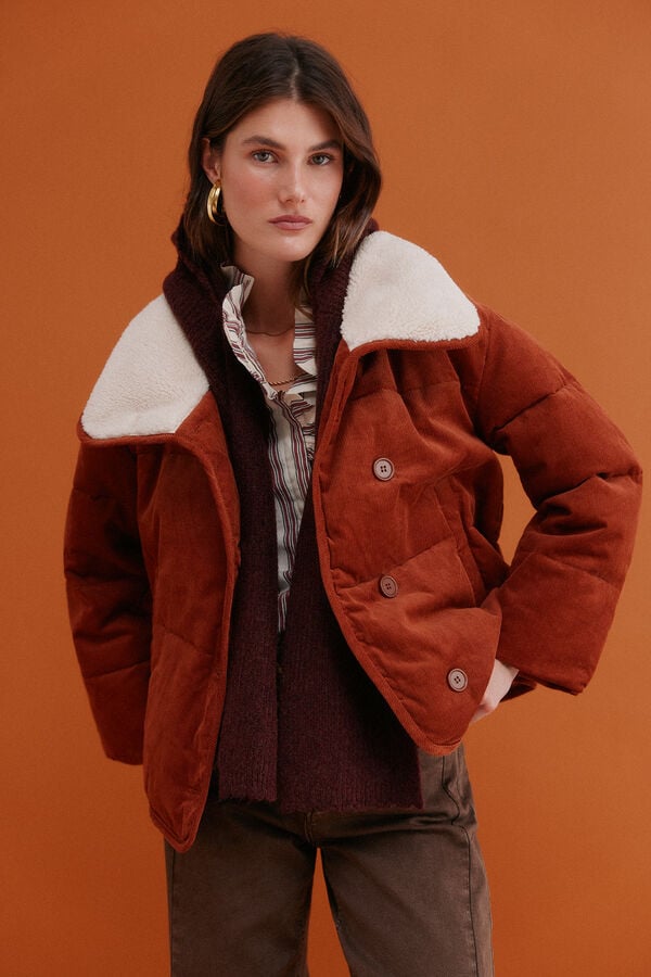 Hoss Intropia Maider. Cachecol com capuz  Granada