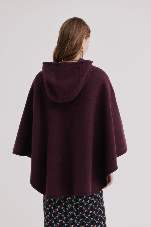 Hoss Intropia Fiamma. Capa textura Vino
