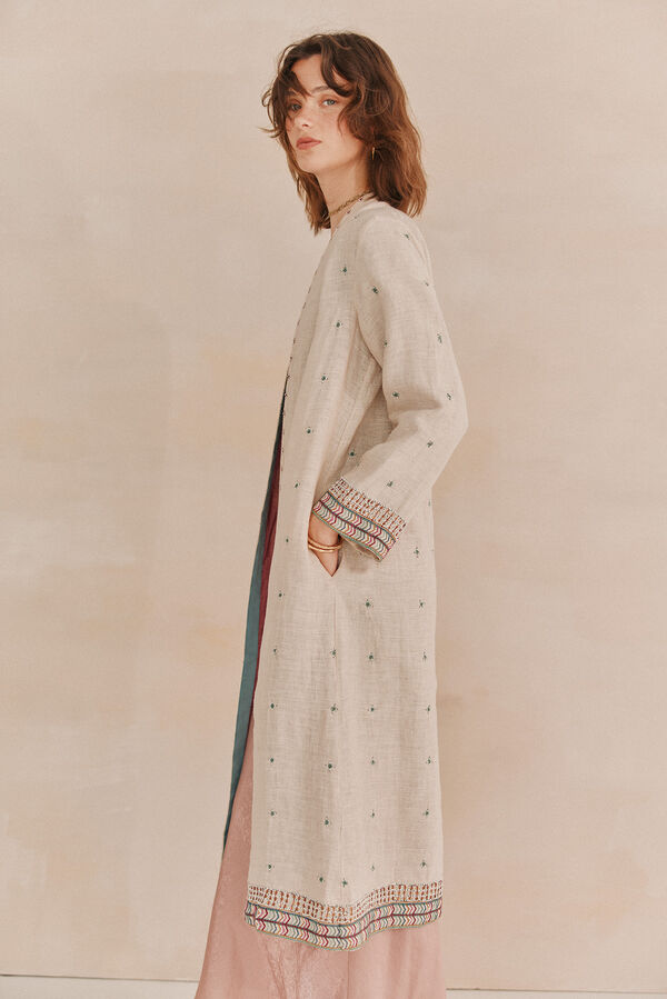 Hoss Intropia Elene. Kimono bordado Marfil