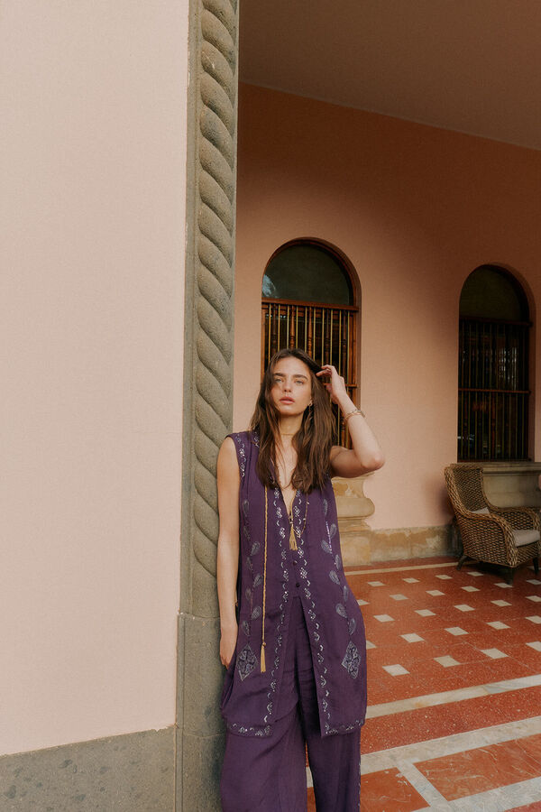 Hoss Intropia Cira. Blusa bordada Morado