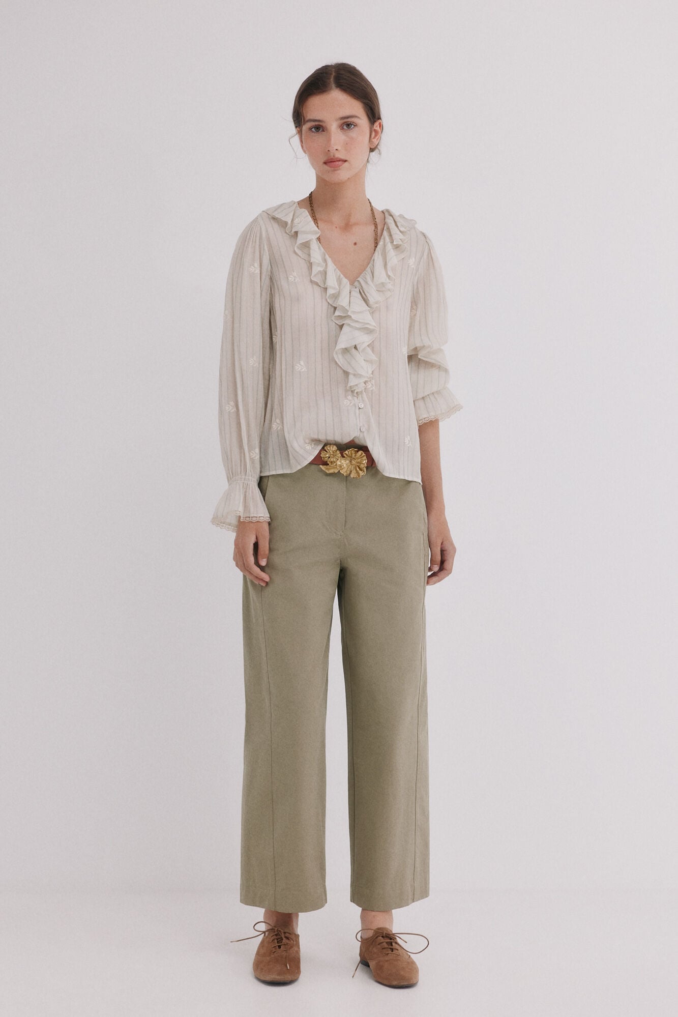 Hoss Intropia Poppy. Pantal&oacute;n chino