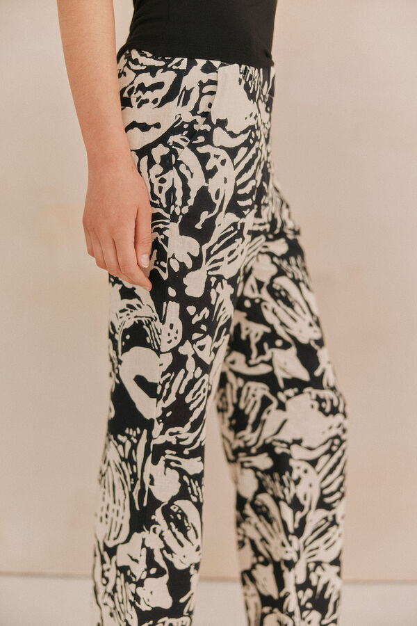 Hoss Intropia Pruden. Pantalón estampado Marfil