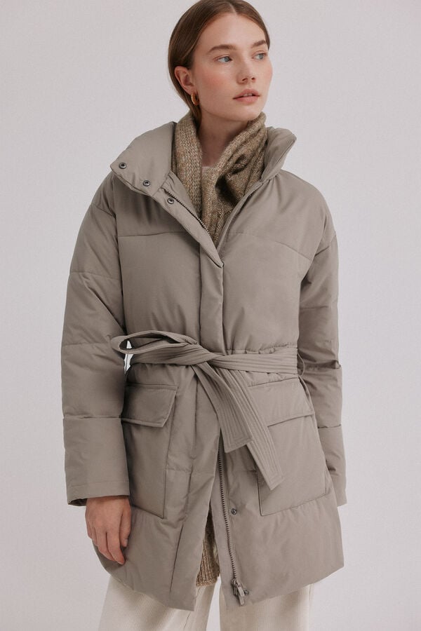 Hoss Intropia Dulia. Desportiva acolchoado Verde