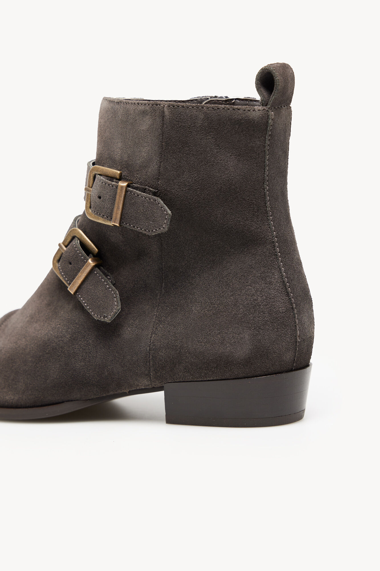 Cleo. Botines planos de piel Zapatos de mujer Hoss Intropia