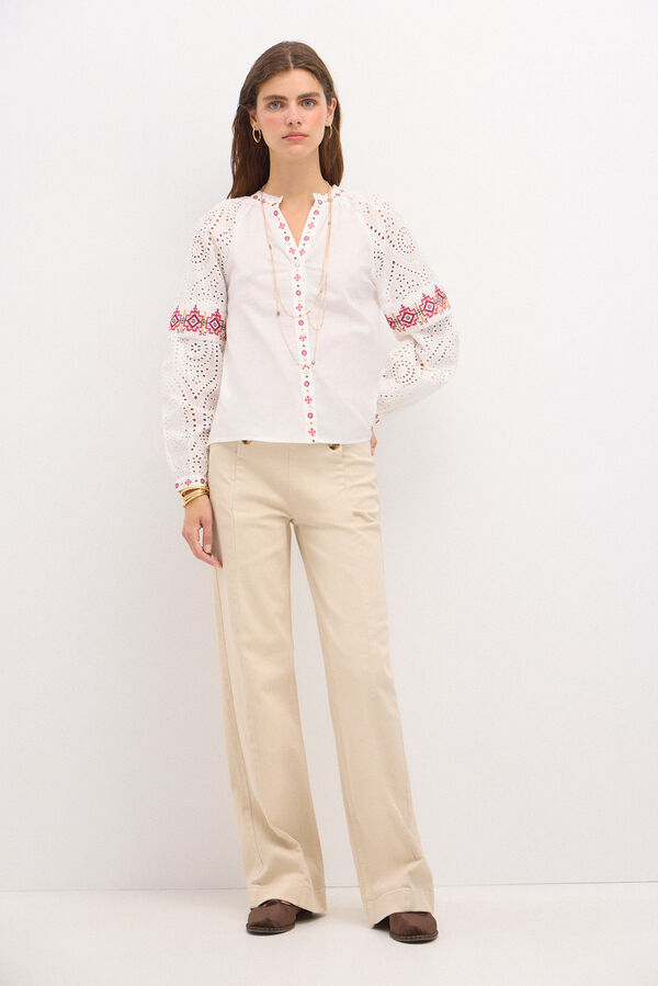 Hoss Intropia Rebeca. Camisa bordada. Blanco