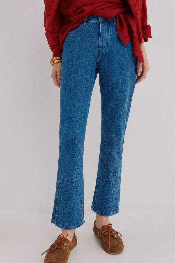 Hoss Intropia Bruna. Vaqueros bordados florales Azul