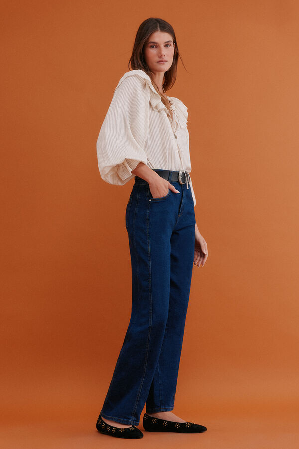 Hoss Intropia Cassandra. Blusa romântica Ecru