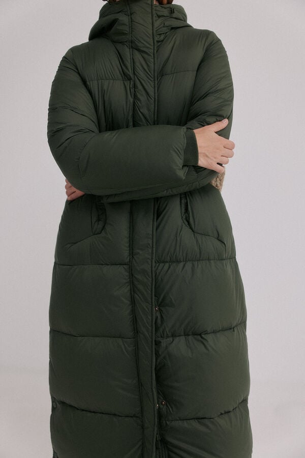 Hoss Intropia Diletta. Desportiva acolchoado Verde