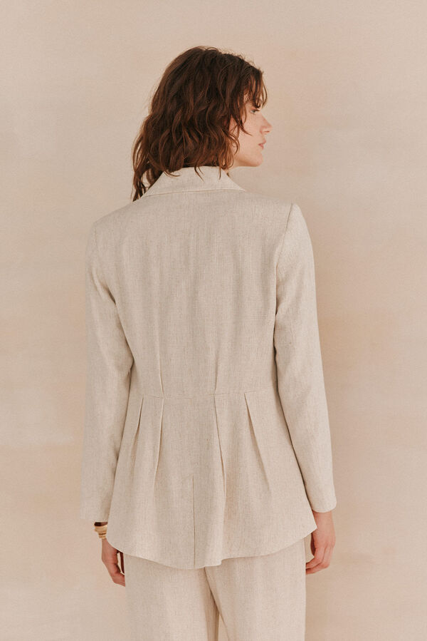 Hoss Intropia Elise. Blazer entallada Marfil