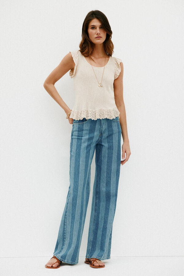 Hoss Intropia Nadia. Top con volantes Marfil