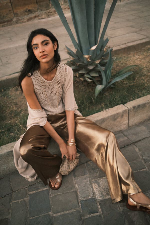 Conjunto de polina e camelia