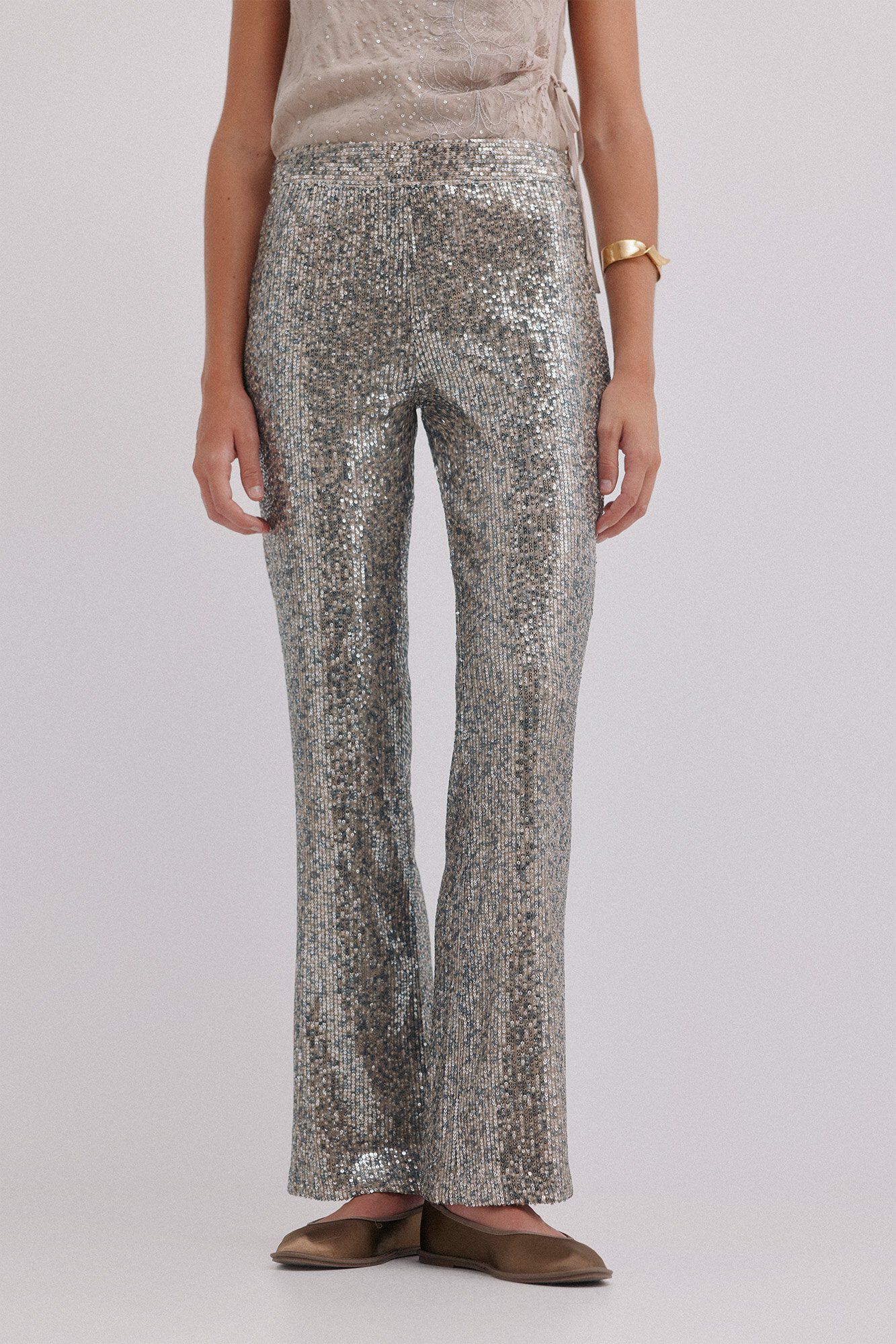 Conjunto de priscilla y emilia