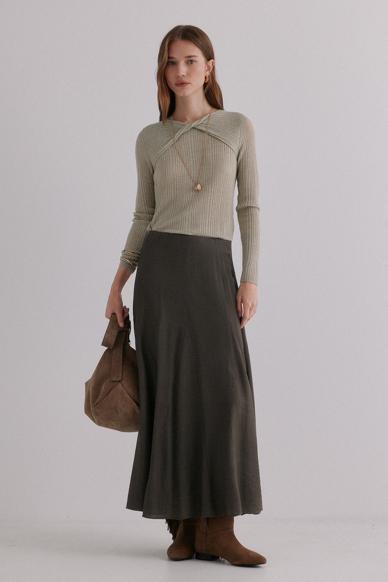 Conjunto de rosario y nabila