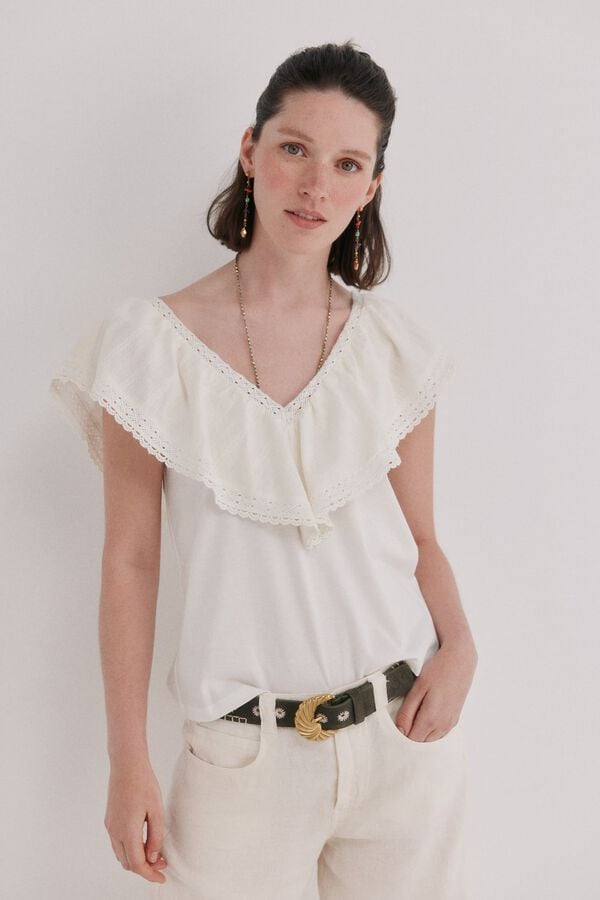 Conjunto de cal&ccedil;a e t-shirt